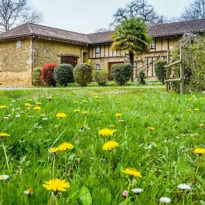 https://logis-le-relais-du-bastidou.midi-pyreneeshotels.com